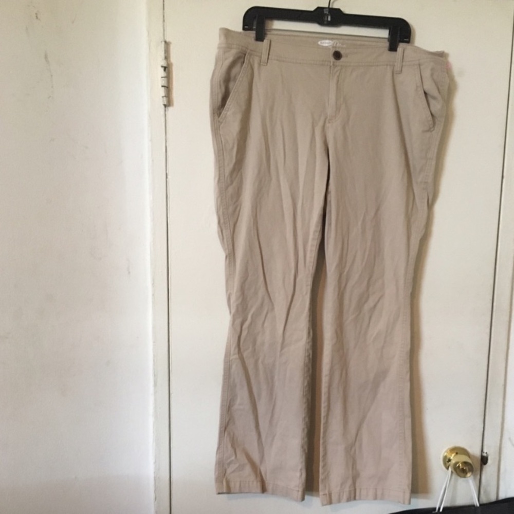 Old Navy Diva khaki pants size 16
